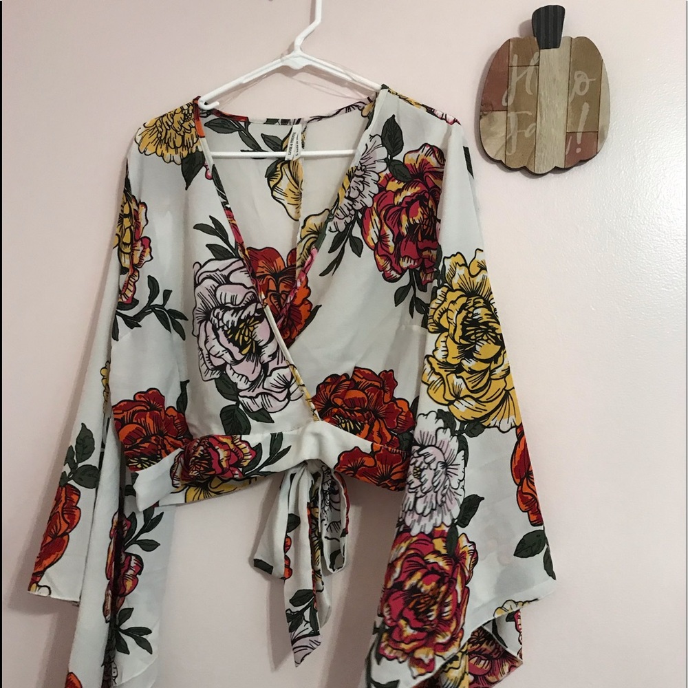 White Crop Long Bell Sleeves